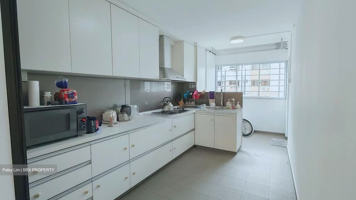 Blk 527 Hougang Avenue 6 (Hougang), HDB 5 Rooms #558942781